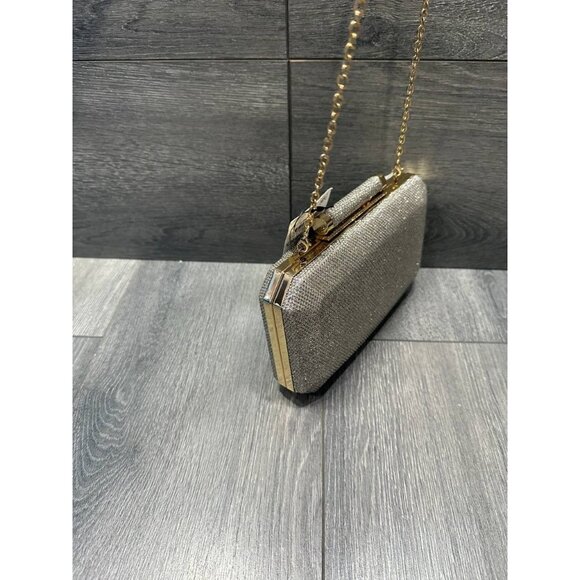 INC International Concepts Lindsayy XX metallic clutch evening bag  B000370 - Picture 4 of 7